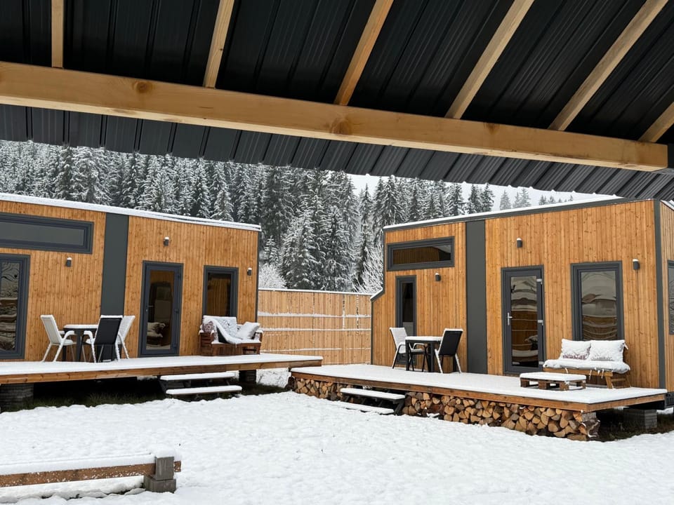 Tiny hill Chalet in Romania