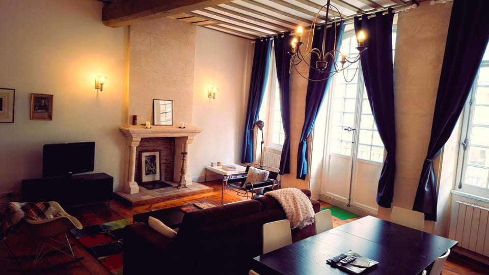 Descazeaux Apartment in Bordeaux