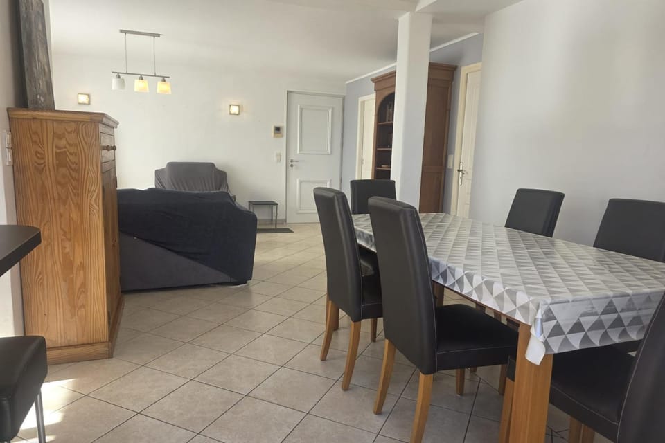 Beautiful Apartment with Garden Near Beach Apartment in Fréjus