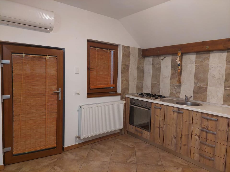 ANNA Home Apartment in Craiova