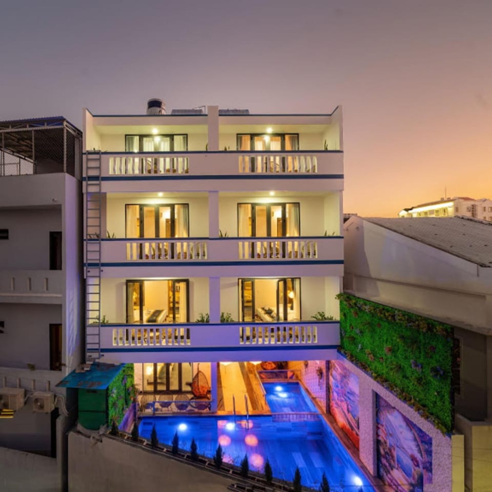 Property building, Night, Pool view, Swimming pool