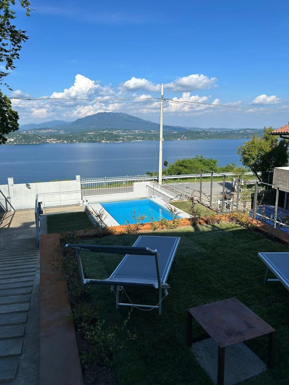 Lake view, Swimming pool