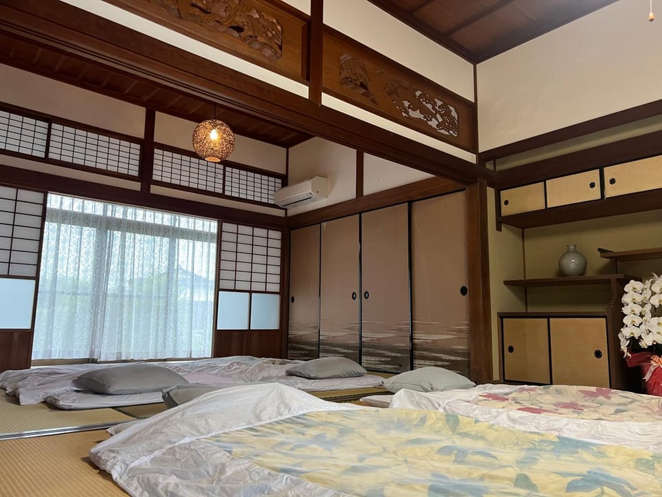 旅籠屋cafeKATARI Bed and Breakfast in Fukuoka Prefecture