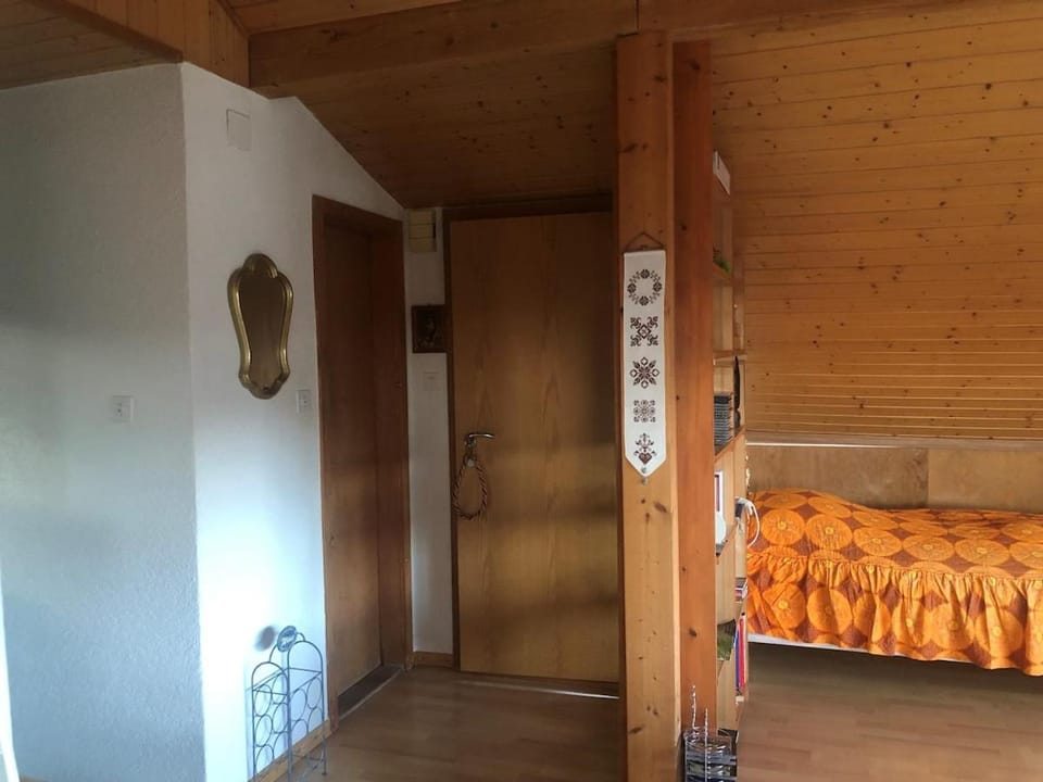 1-room apartment under roof with view Apartment in Canton of Bern (Region)
