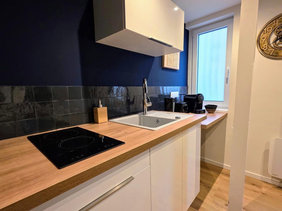 Kitchen or kitchenette, stove