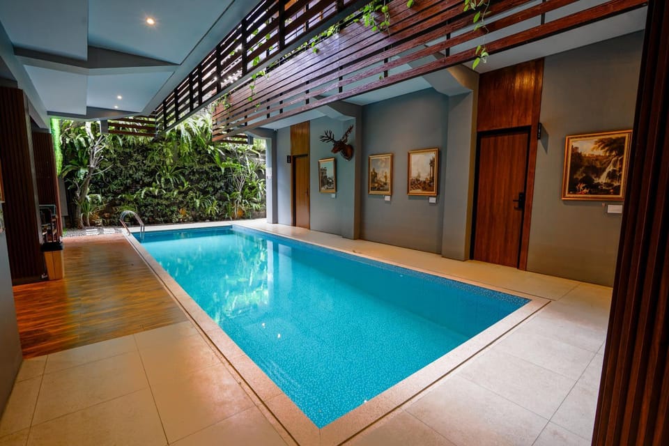 Pool view, Swimming pool