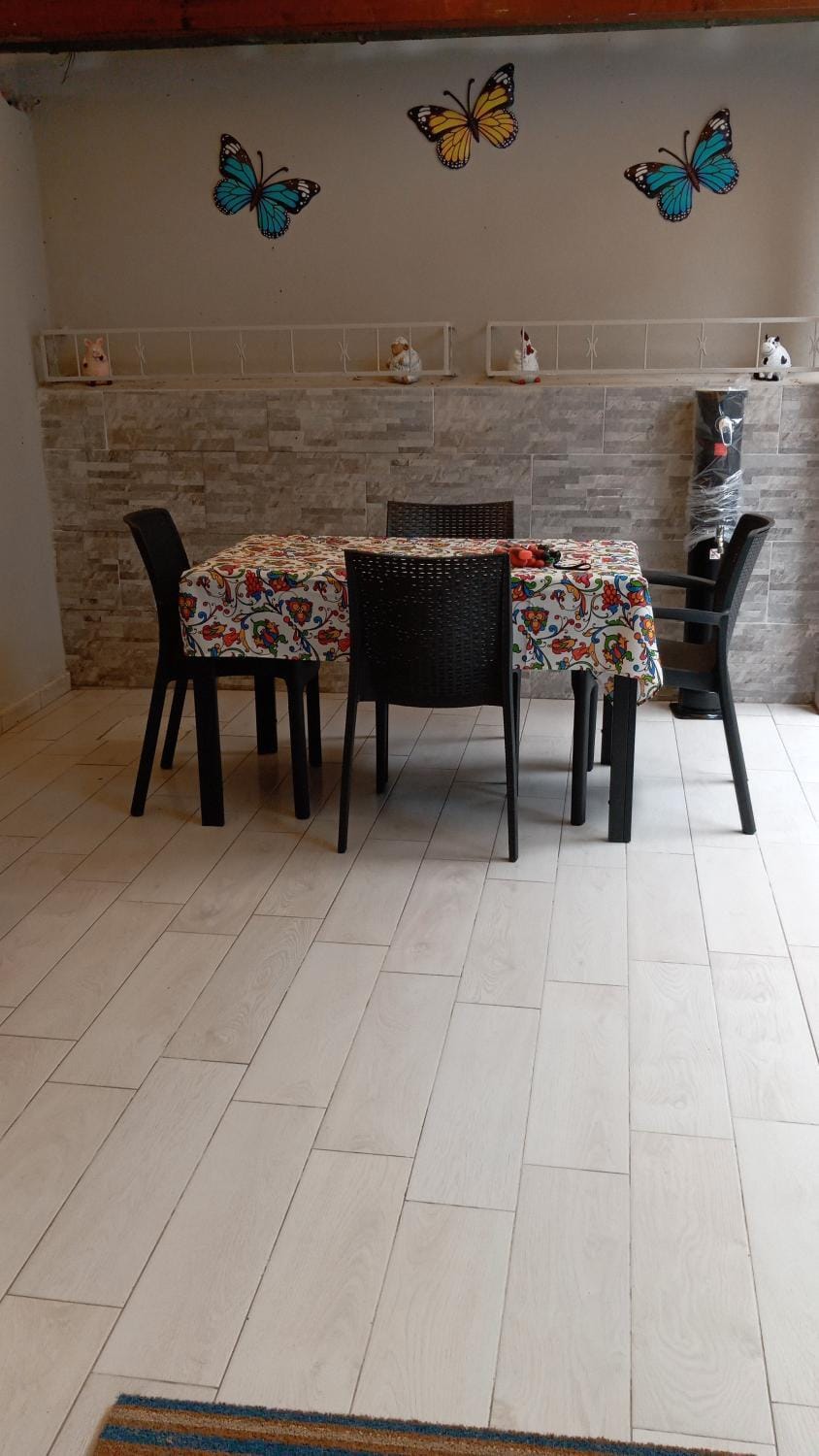 Property building, Living room