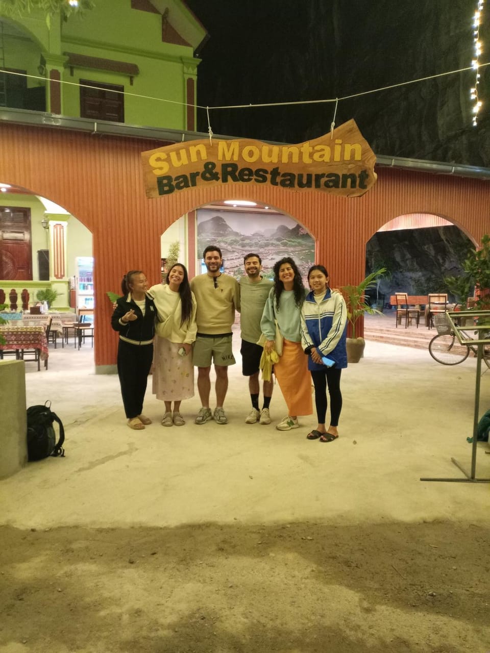Sun Mountain Hostel Bed and Breakfast in Laos