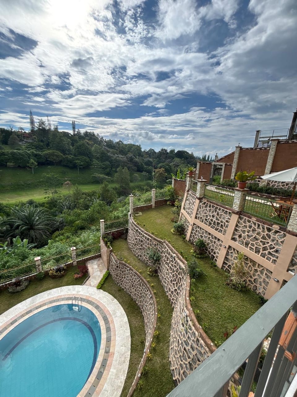 فيلا جولدن فلور بونشاك Villa in Cisarua