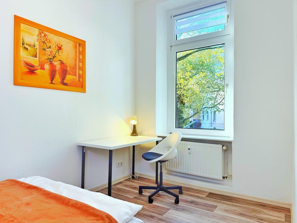 View (from property/room), Decorative detail, Bedroom, heating