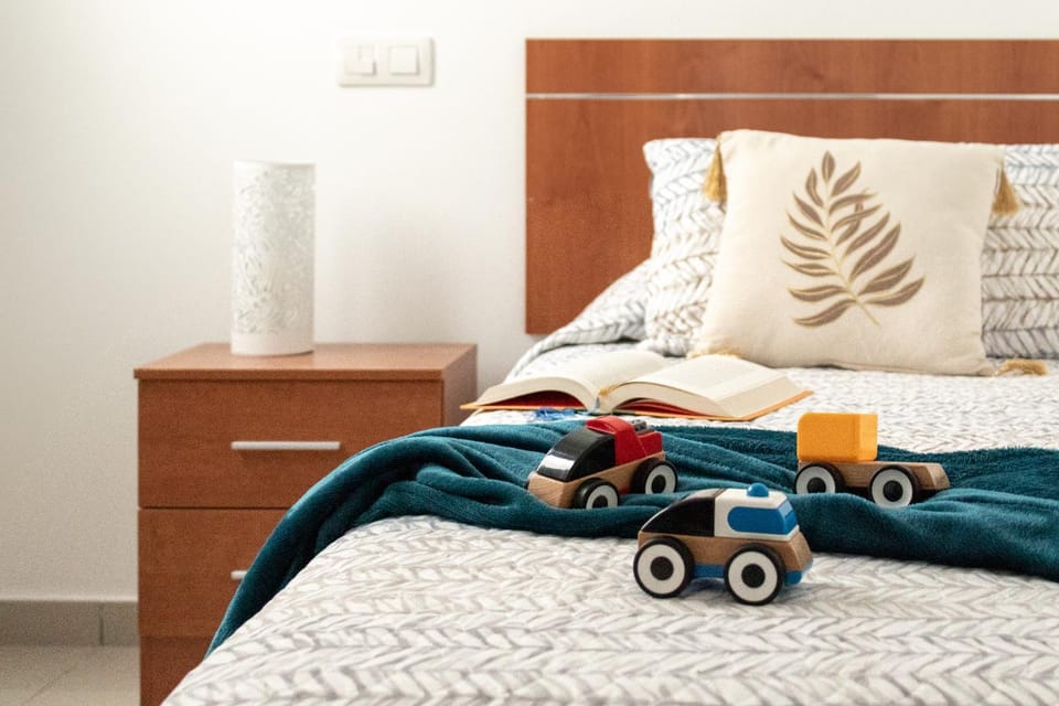 Bed, Bedroom