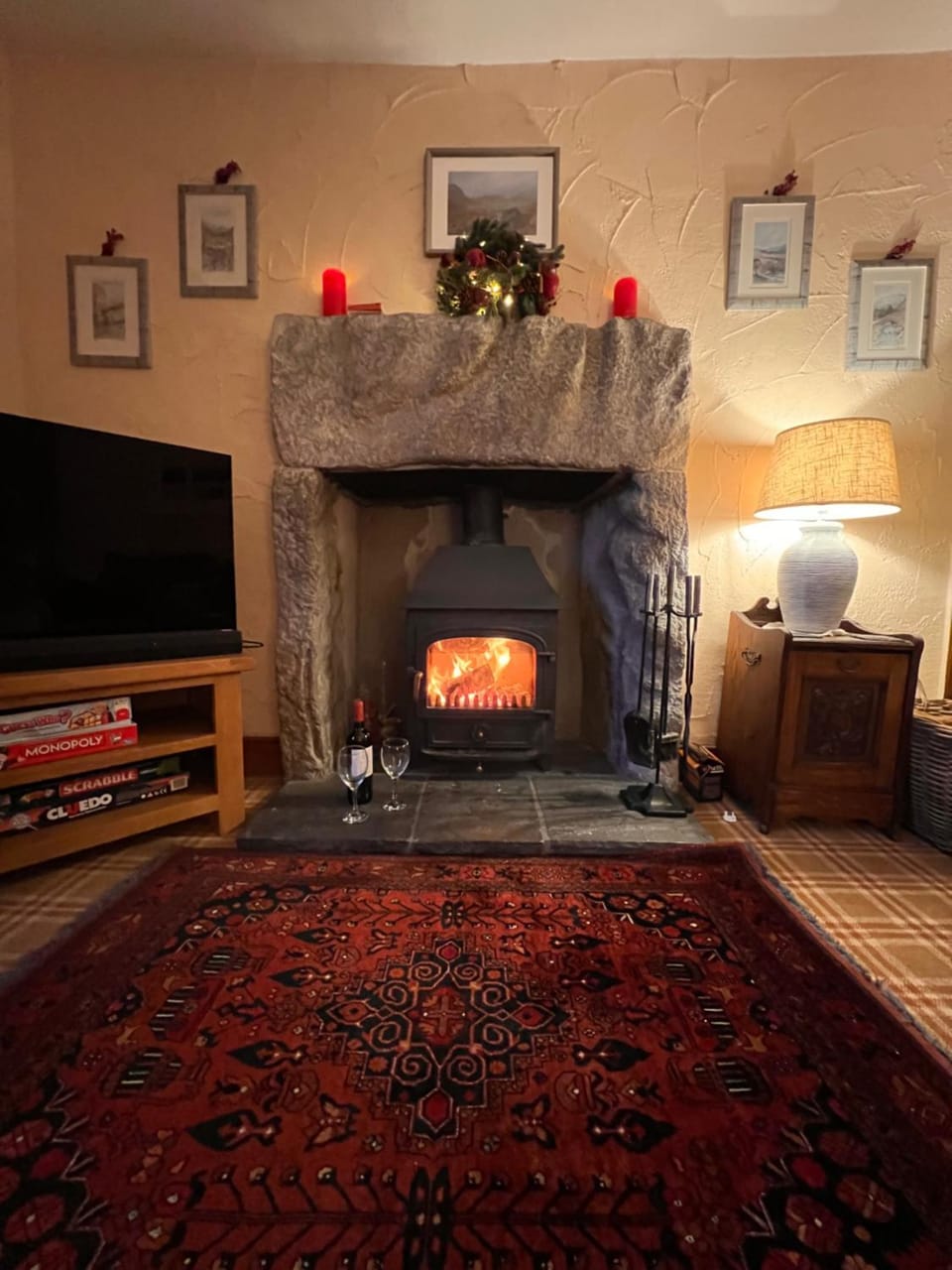 Rock Cottage - Log burners and jacuzzi bath House in England