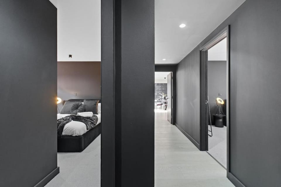 The Black Box-Wyndale Signature Stays Apartment in Birmingham