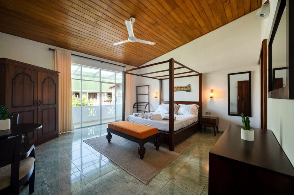 Pearl - Entire Boutique Villa With Pool Villa in Western Province