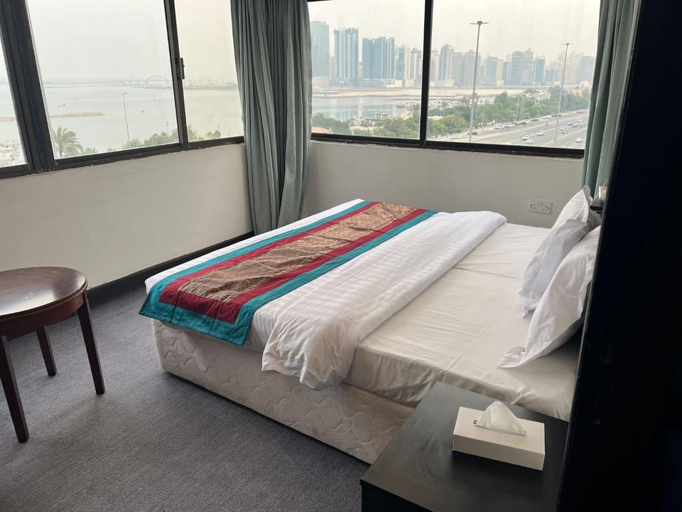 Summer Land Hotel Bed and Breakfast in Manama