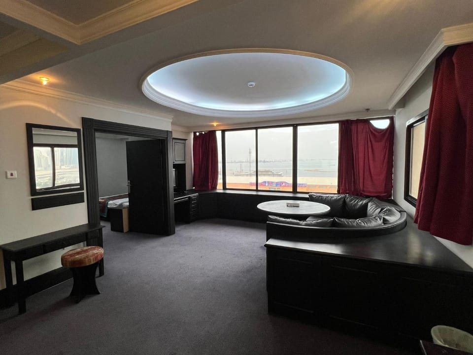 Summer Land Hotel Bed and Breakfast in Manama