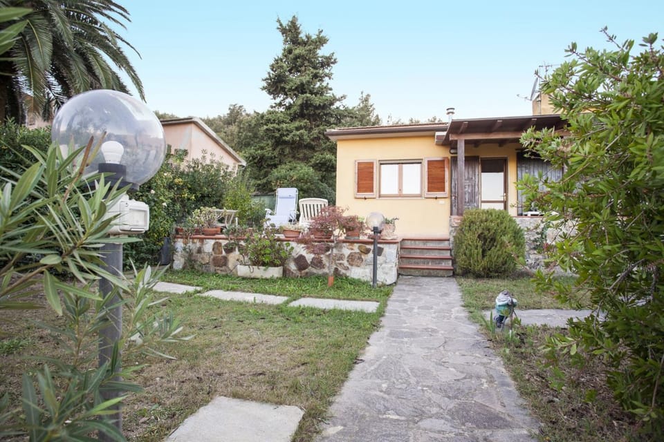 Property building, Garden view