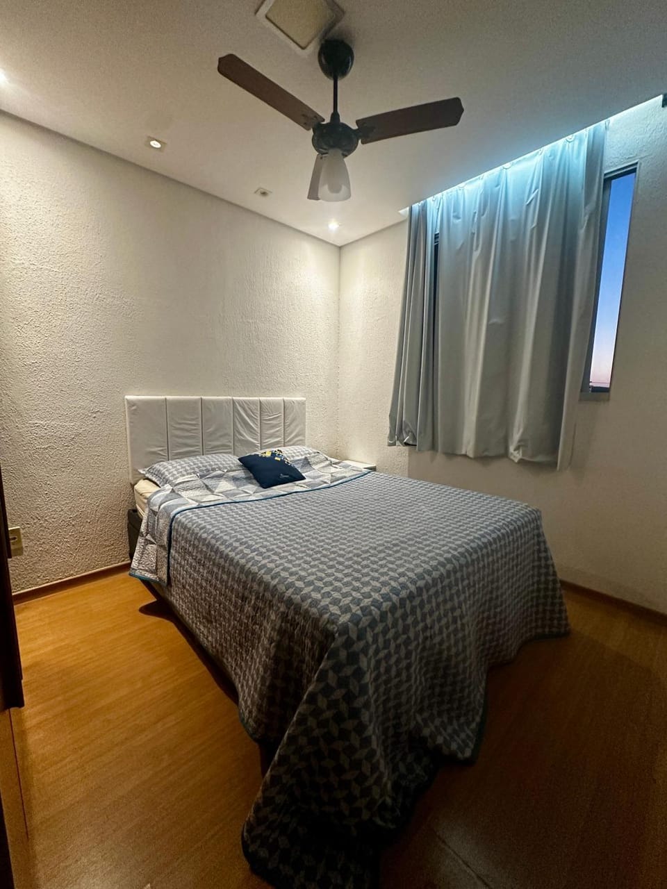 Lindo apto com portaria 24h, região central, longa e curta temporada Apartment in Lagoa Santa