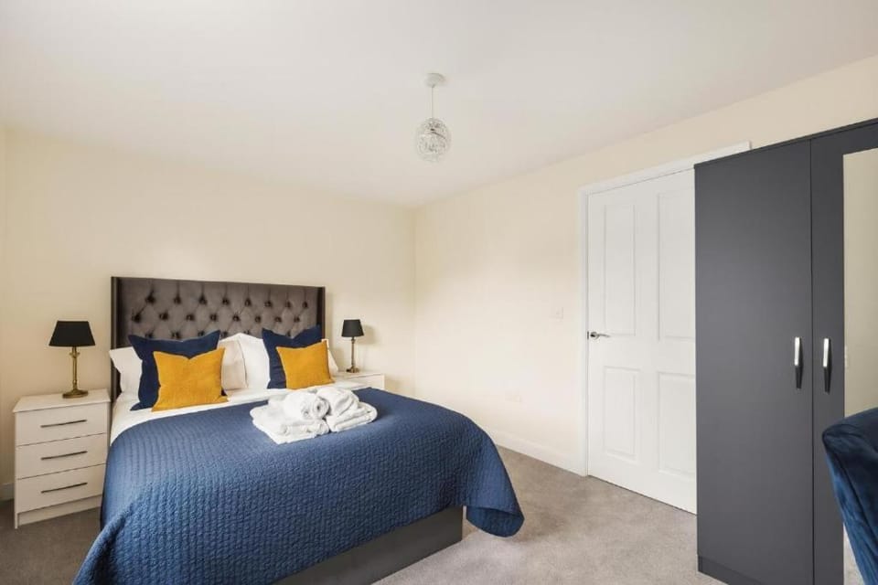 Charming 4 Bed in Leicester - Garden - Parking House in Leicester