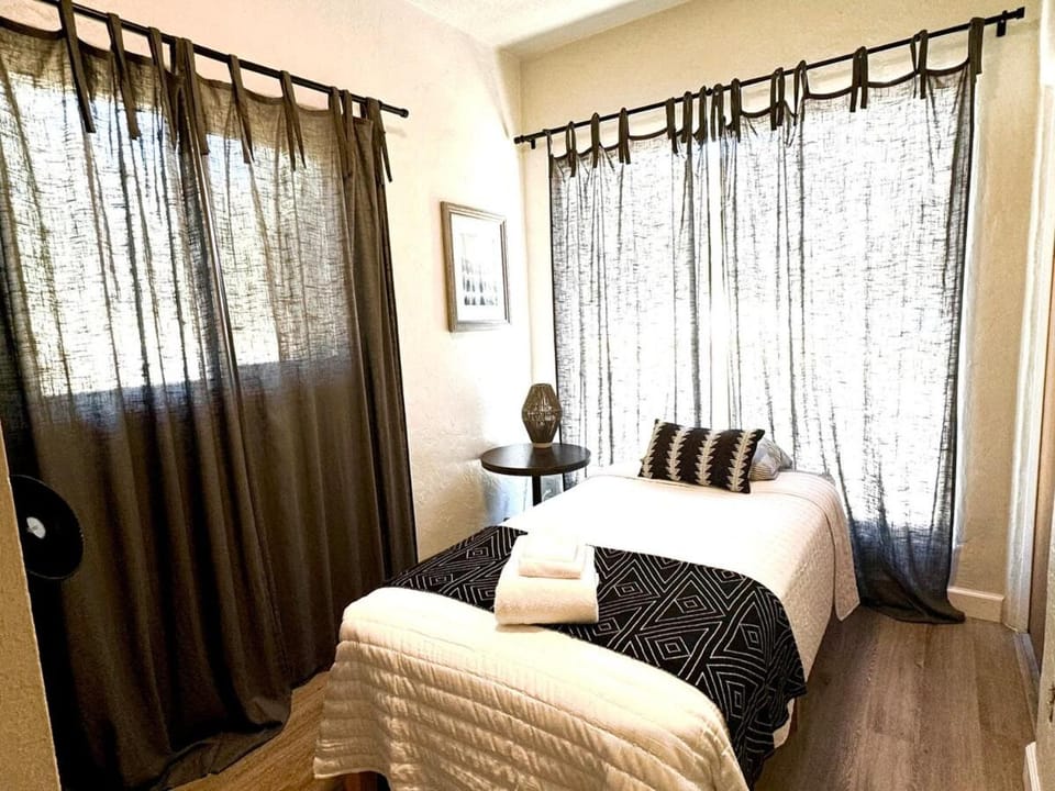 Romantic Mariposa Cottage, 45 Min to Yosemite Apartment in Mariposa