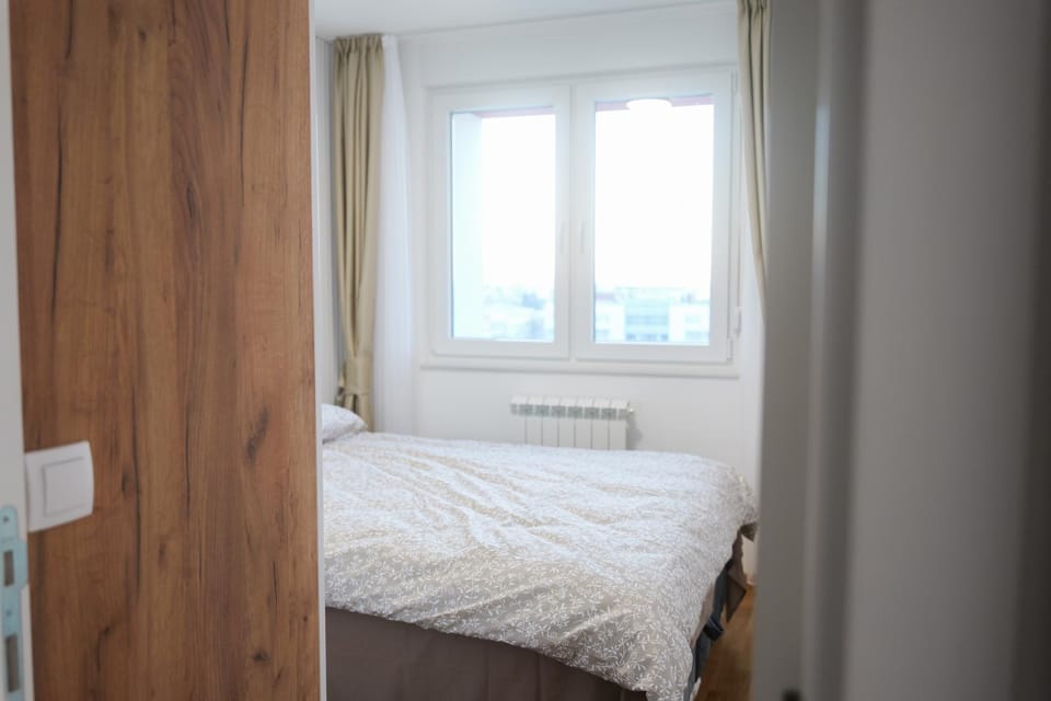 Bed, Bedroom, wardrobe