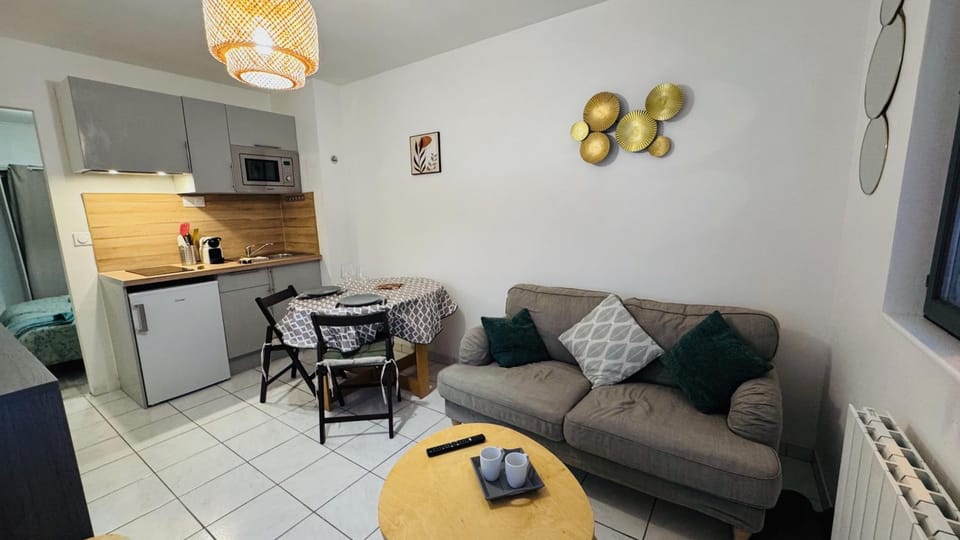 Le Donnette - Appt lumineux - accès métro Rouen Apartment in Rouen