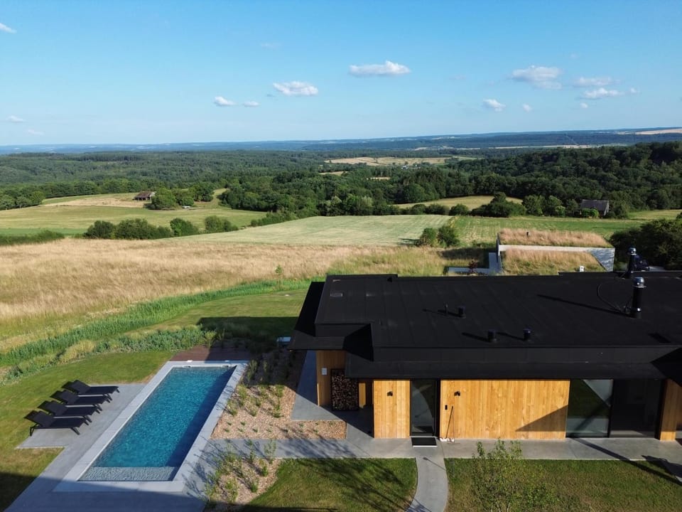 Property building, Bird's eye view, Pool view
