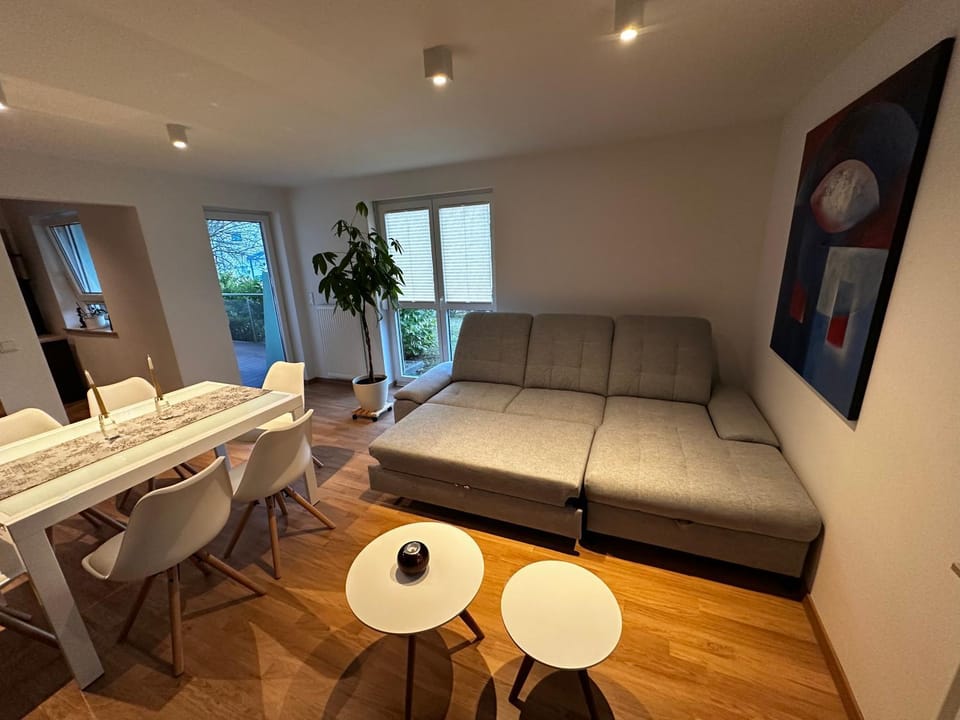 Enjoy Rooms Apartment in Freital
