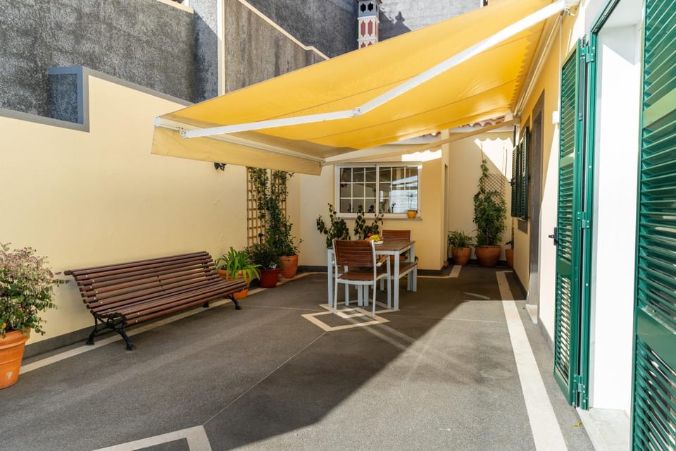 Patio, Off site, Seating area