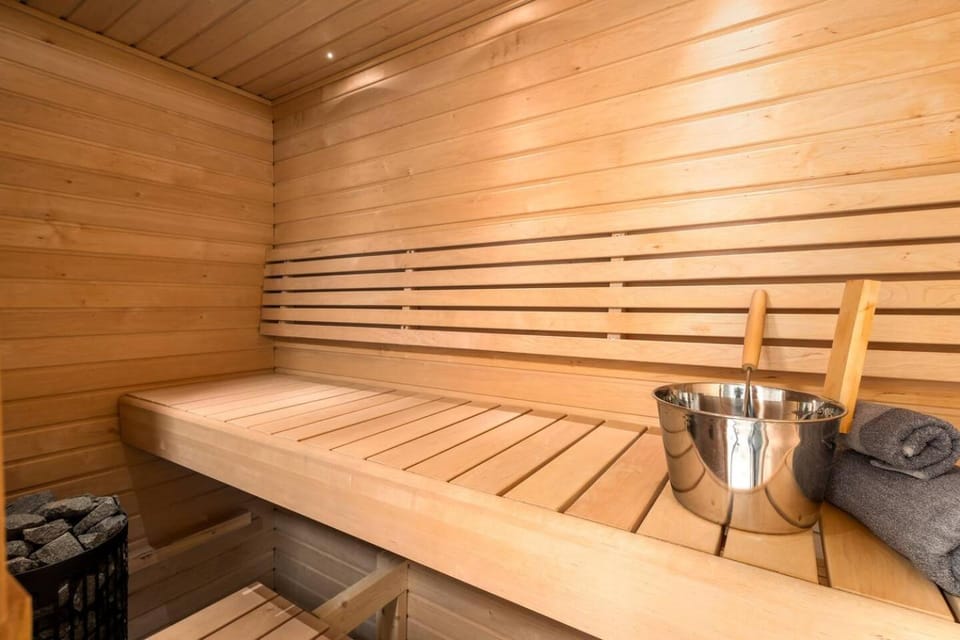 Sauna, Bathroom