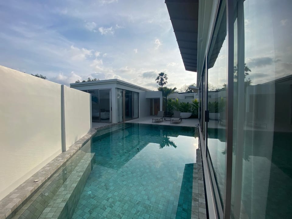 Day, Pool view, Swimming pool