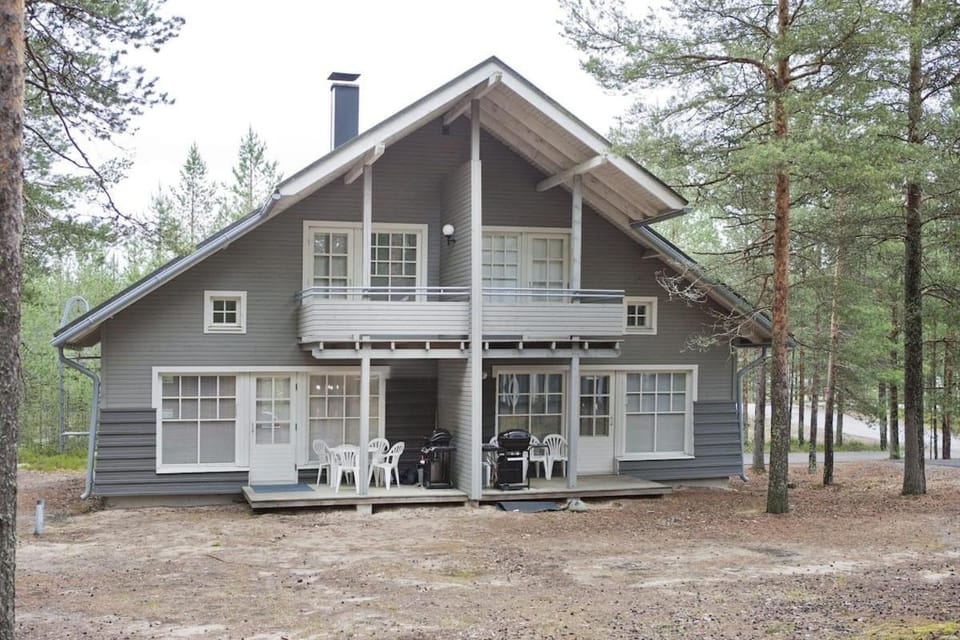 cottage studio with sauna and Mezzanine House in Finland