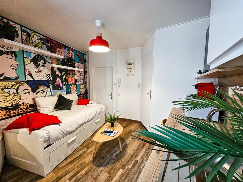 Candy - People's Square - Netflix Apartment in Saint-Étienne
