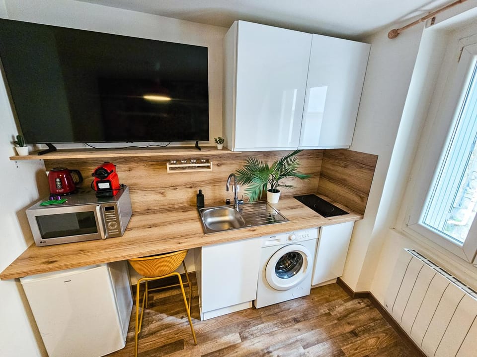 Candy - People's Square - Netflix Apartment in Saint-Étienne