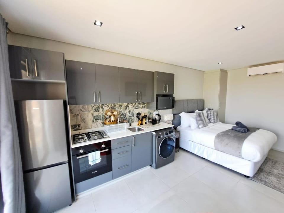 Modern Stay Ocean Club, Zimbali Lakes Resort Apartment in Dolphin Coast