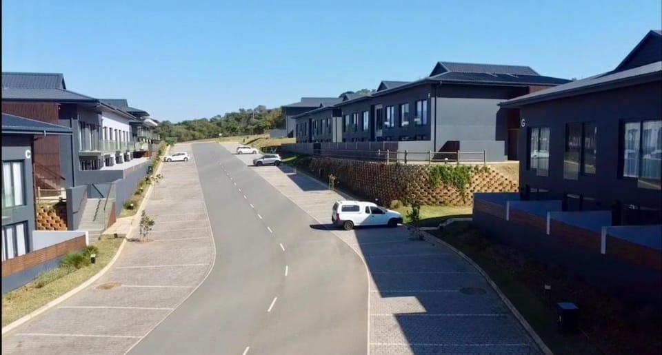 Modern Stay Ocean Club, Zimbali Lakes Resort Apartment in Dolphin Coast