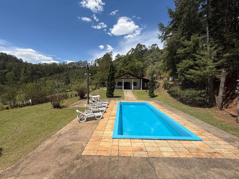 Day, Natural landscape, Mountain view, Pool view, Swimming pool, sunbed