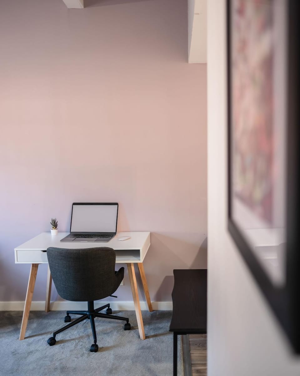 Stylish 2BDR Apartment By Torr Property Group Short Lets & Serviced Accommodation With Free WiFi Stratford Upon Avon Apartment in Stratford-upon-Avon