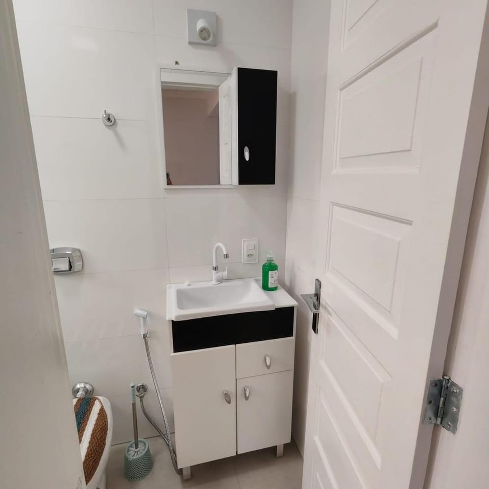 Apartamento 1 quarto, Quadra Mar, Climatizado e Reformado Apartment in Camboriú