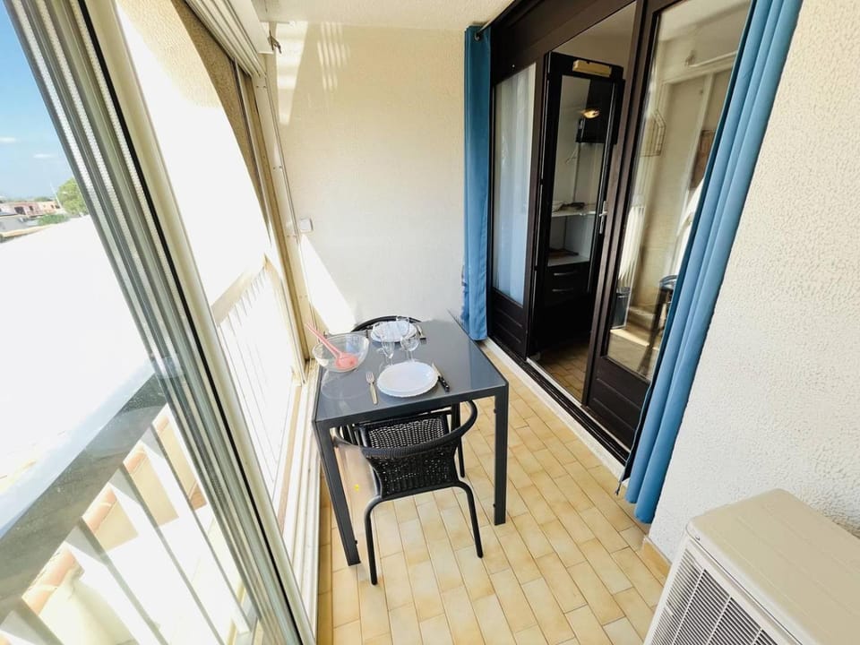 Apt Studio 2 couchages CAP D'AGDE NATURISME Apartment in Agde