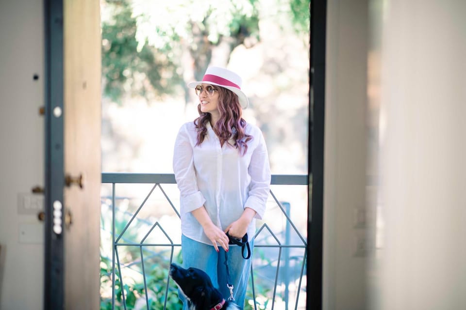 People, Balcony/Terrace, Guests, pet friendly, pet friendly