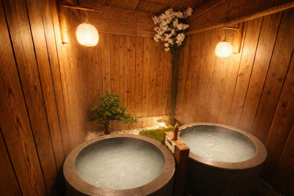Hot Tub, Bath