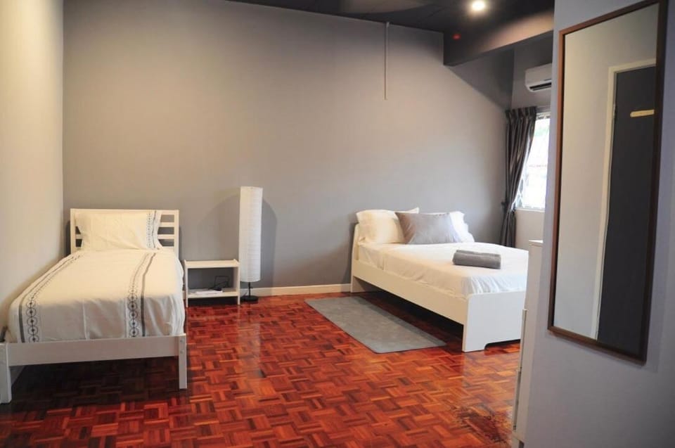 Grayhaus BU3 House at Bandar Utama - near 1 Utama Shopping Centre - Stay Only NO EVENTS House in Petaling Jaya