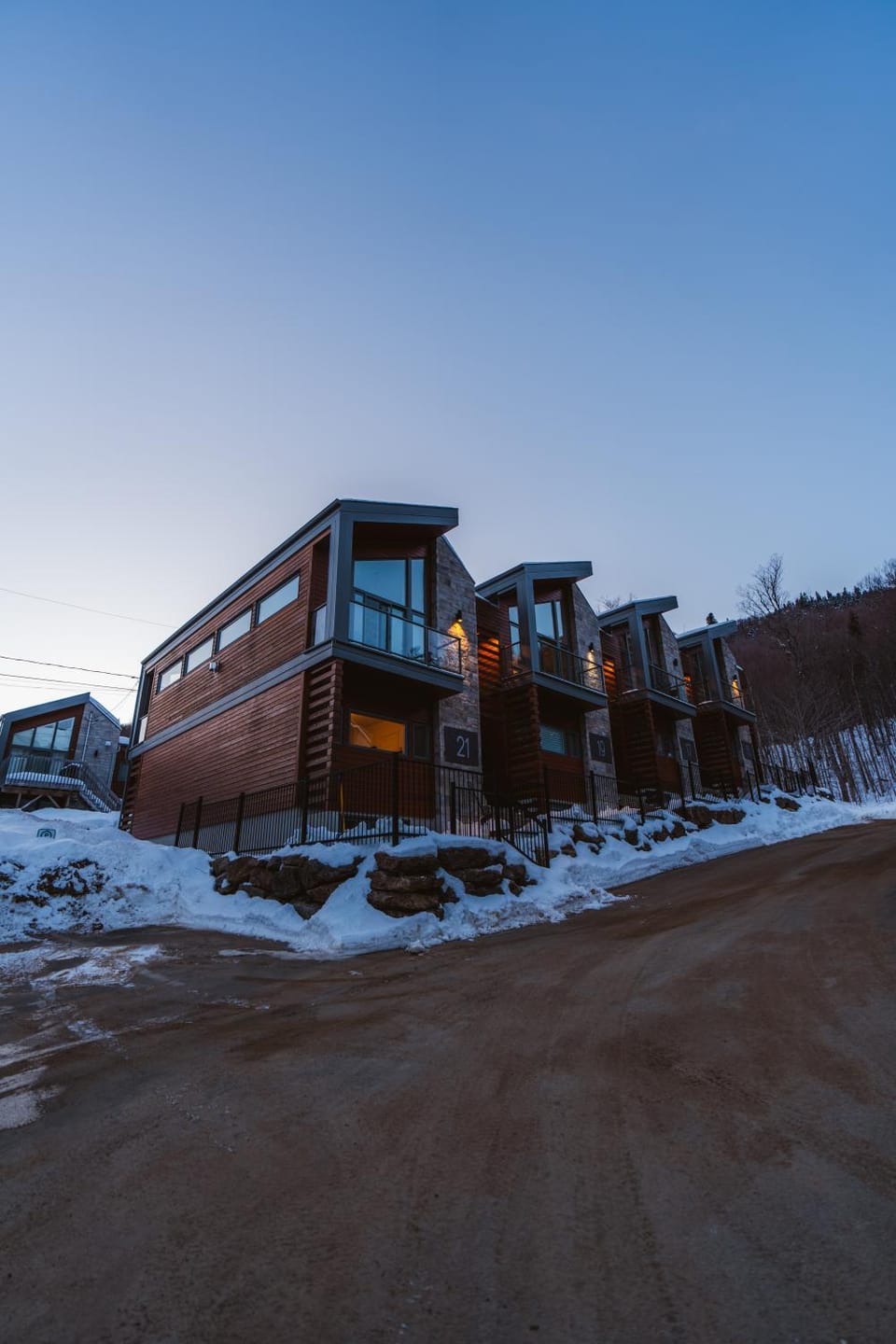 Spa privé et billard pret de la montagne de ski Stoneham 12 personnes Chalet in Quebec