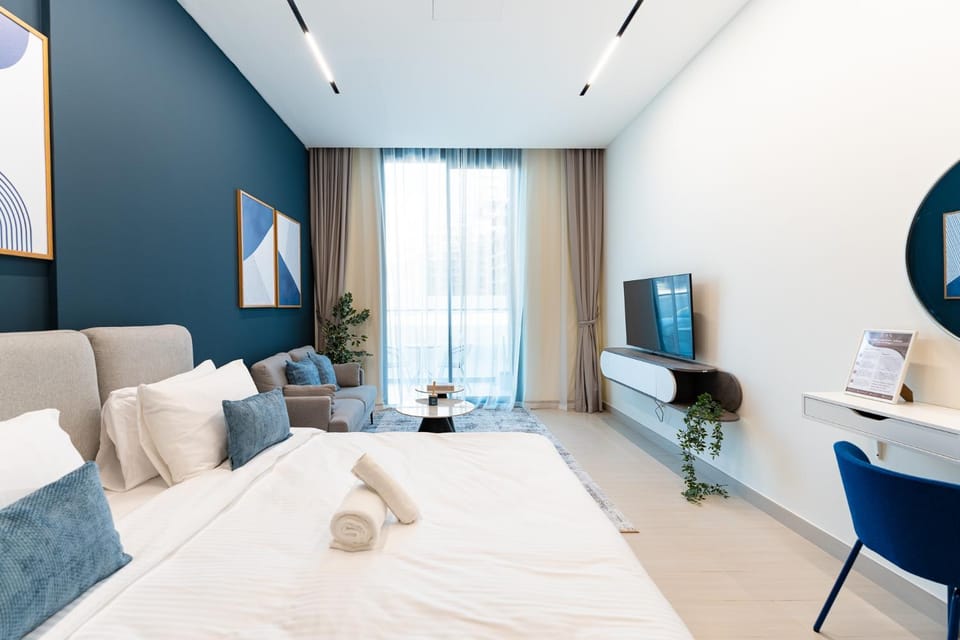 Living room, Photo of the whole room