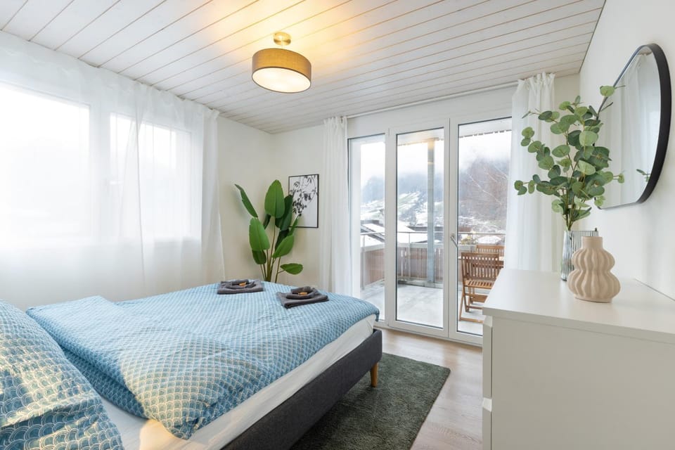 Bed, View (from property/room), Photo of the whole room, Bedroom