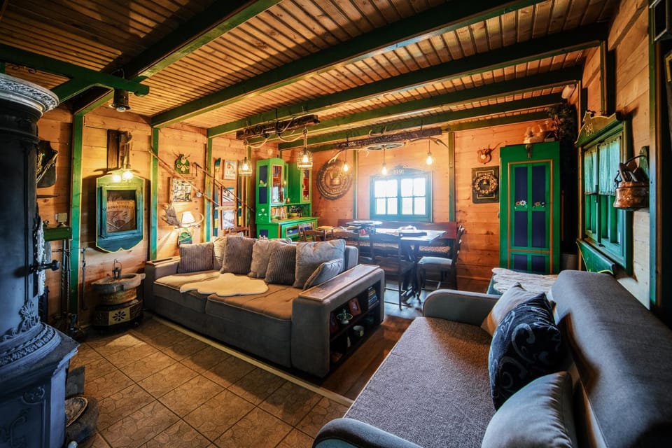 Living room, fireplace, fireplace