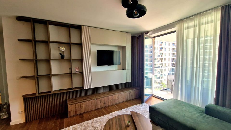 Communal lounge/ TV room, Bed, TV and multimedia, Living room, Photo of the whole room, Seating area, Evening entertainment