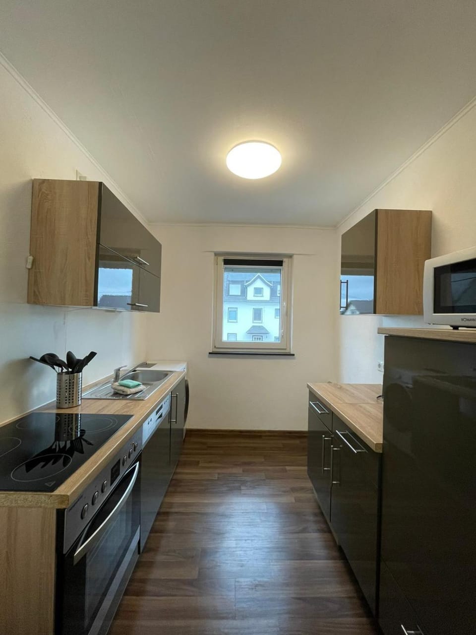 Kitchen or kitchenette, kitchen, kitchen