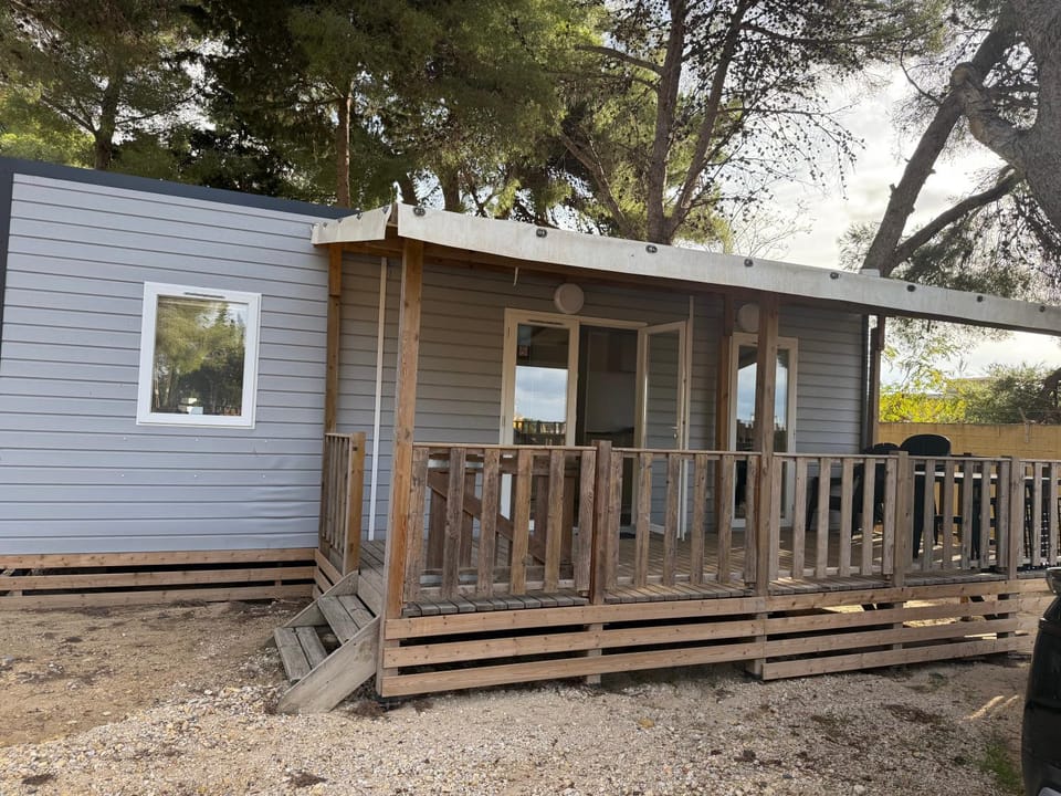 Camping carry le rouet Lou Soulei Campground/ 
RV Resort in Sausset-les-Pins